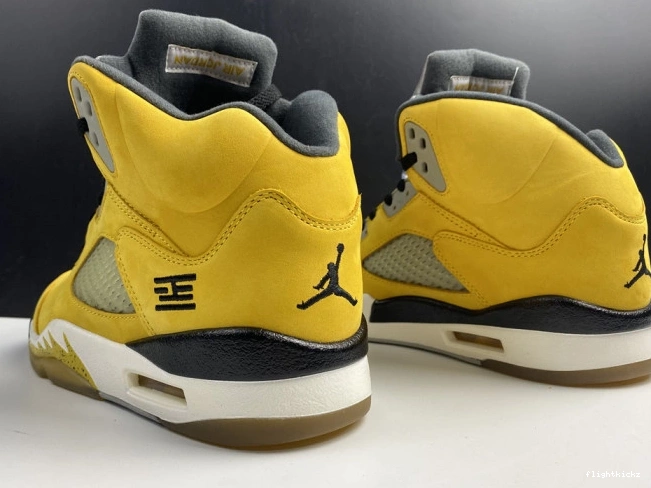 454783-701 Tokyo Air T23 5 Jordan Retro 1008